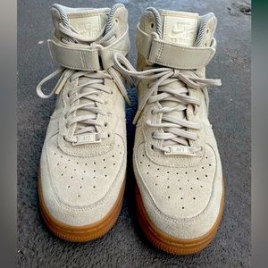 Nike Air Force 1 High SE IVORY
